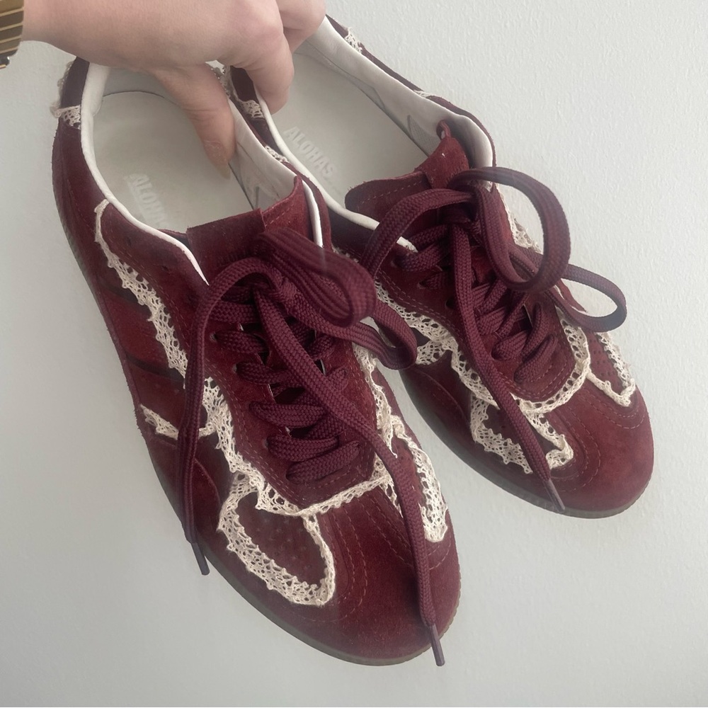 Alohas Burgundy Suede Lace Trim Sneakers EU 38 US 7–7.5
